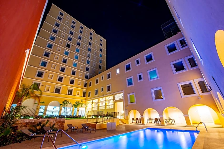 Holiday Inn Express Merida Centro By IHG
