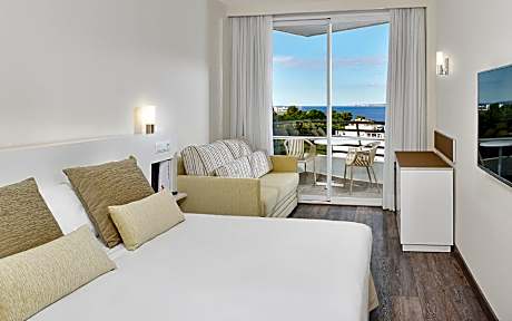 SOL ROOM FRONT SEA VIEW