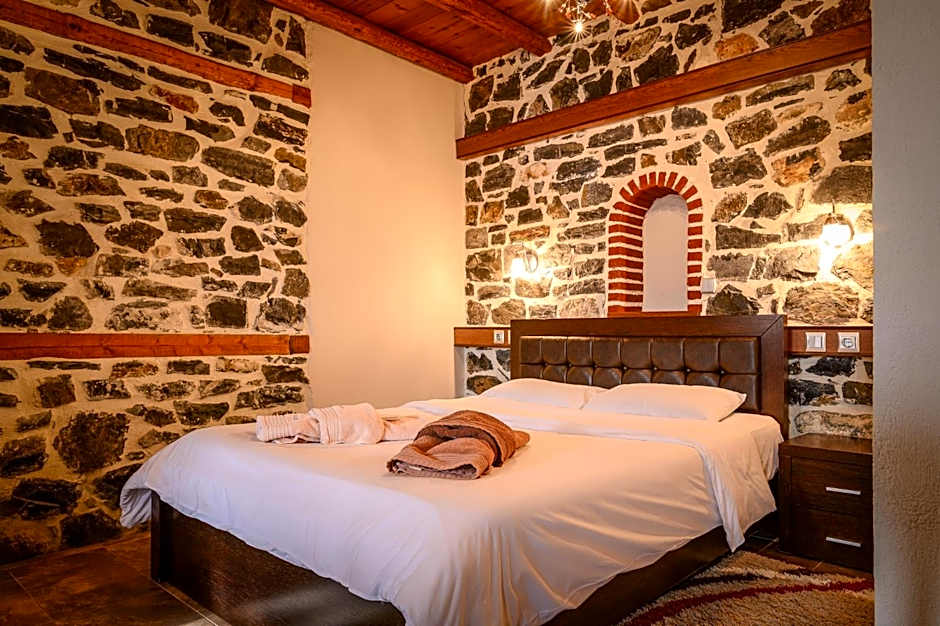 Enastron – Agios Athanasios, ND