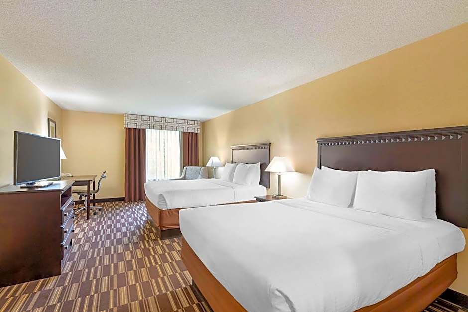 Best Western Plus Victor Inn & Suites