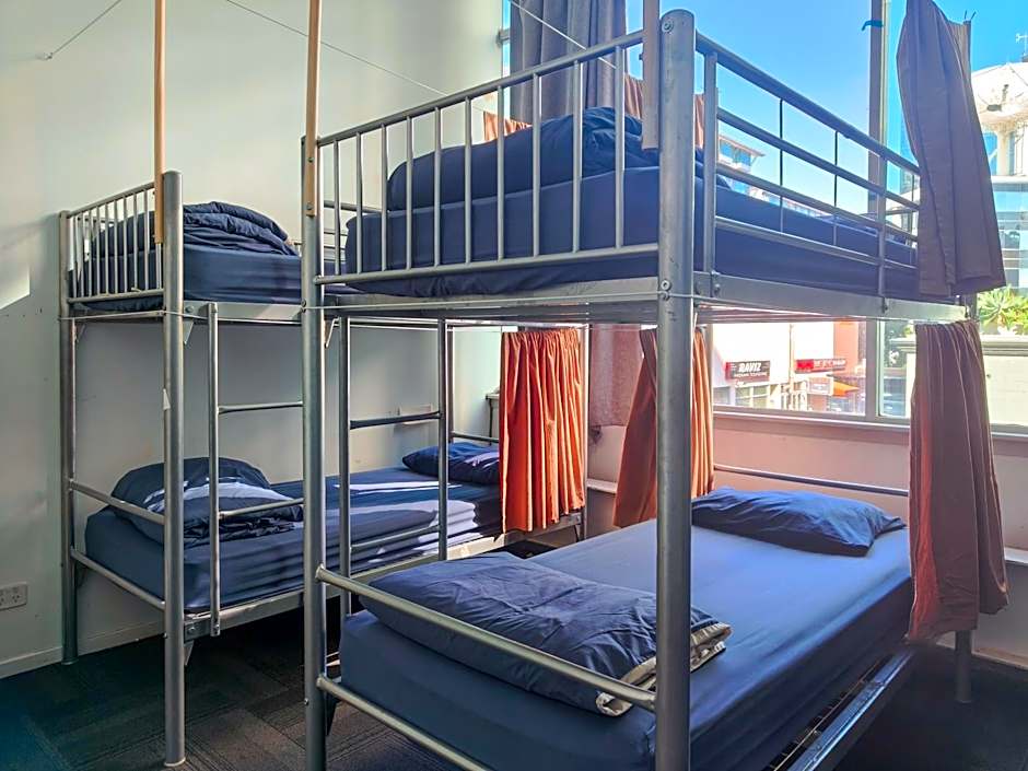 Metro Adventurer Backpackers