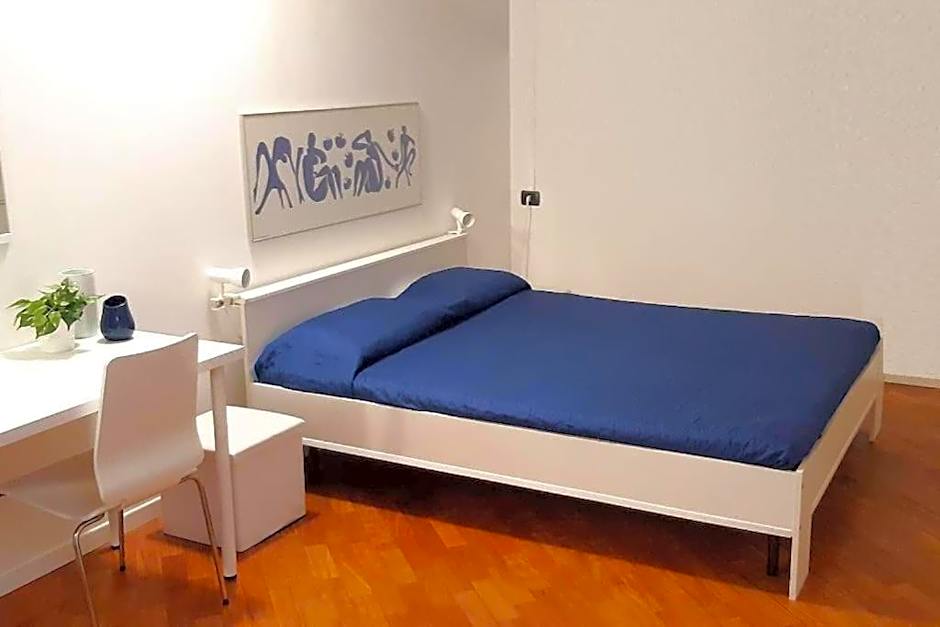 B&B accogliente a due passi dal metrò di Milano - Casa Adriana