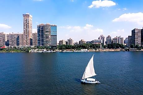 Holiday Inn Hotel and Suites Cairo Maadi By IHG