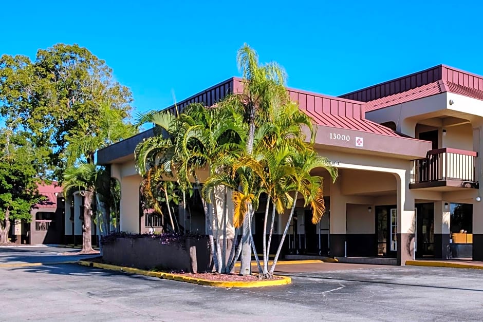 Photo 1 of 35 of Red Roof Inn Ft. Myers