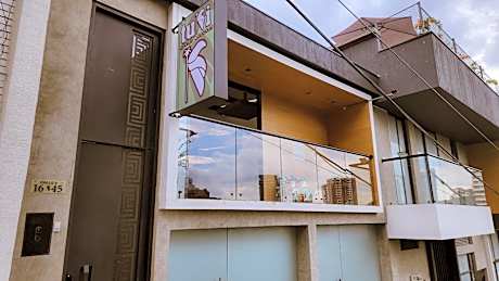 Tuki Hostel & Lounge