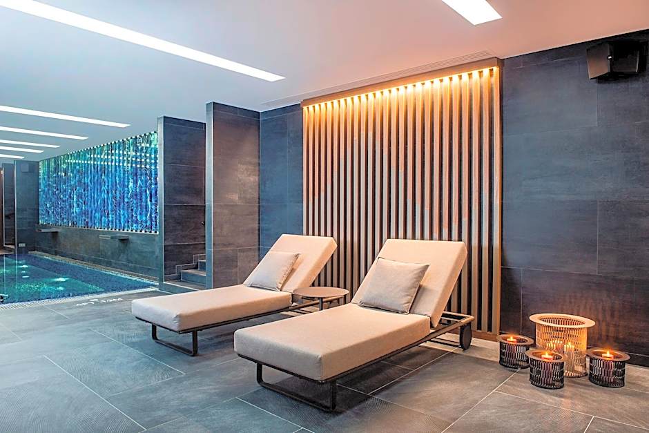 Sheraton Grand Tbilisi Metechi Palace