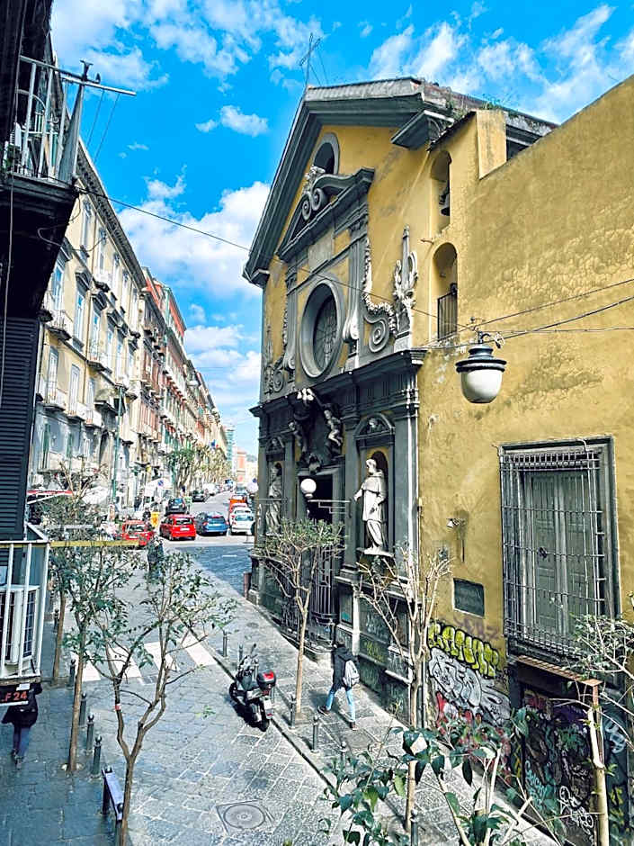 MILUAR - centro storico - lungo la via della Musica