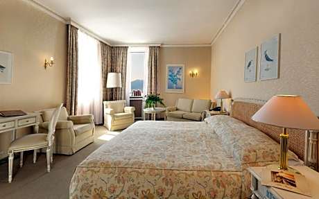 Single Room with Lake View