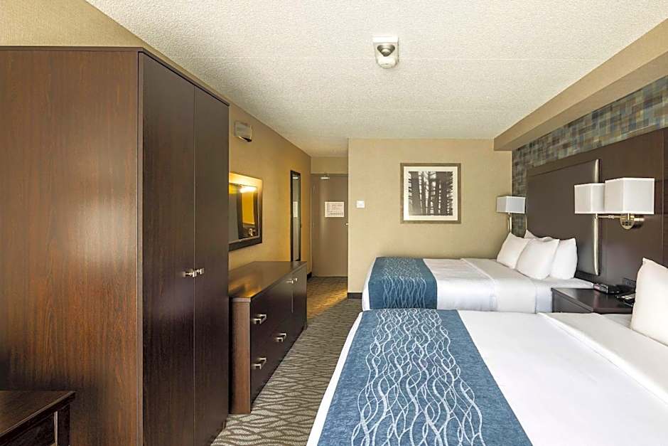 Comfort Inn Montreal Aeroport