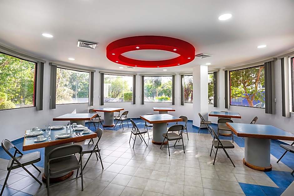 Capital O Hotel Casa Blanca, Morelia