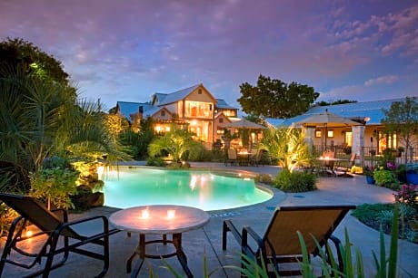 Inn on Lake Granbury