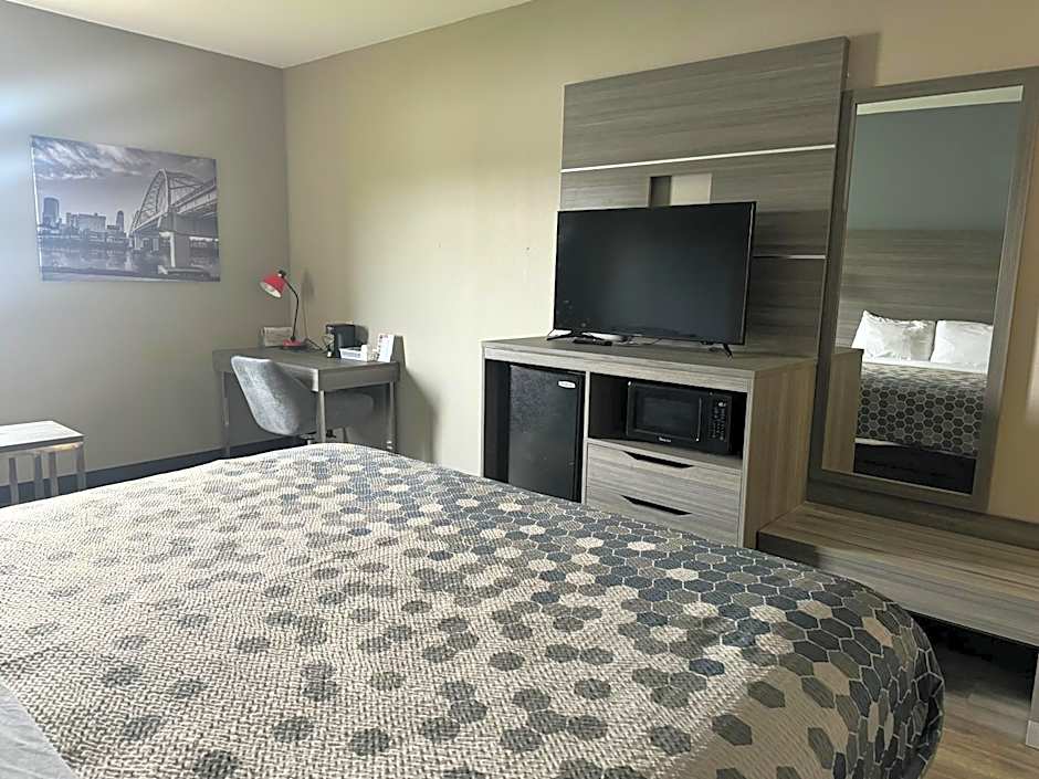 Econo Lodge Inn & Suites North Little Rock