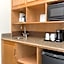 Holiday Inn Express & Suites Santa Clara - Silicon Valley By IHG