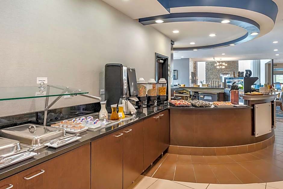 Cambria Hotel Minneapolis Maple Grove