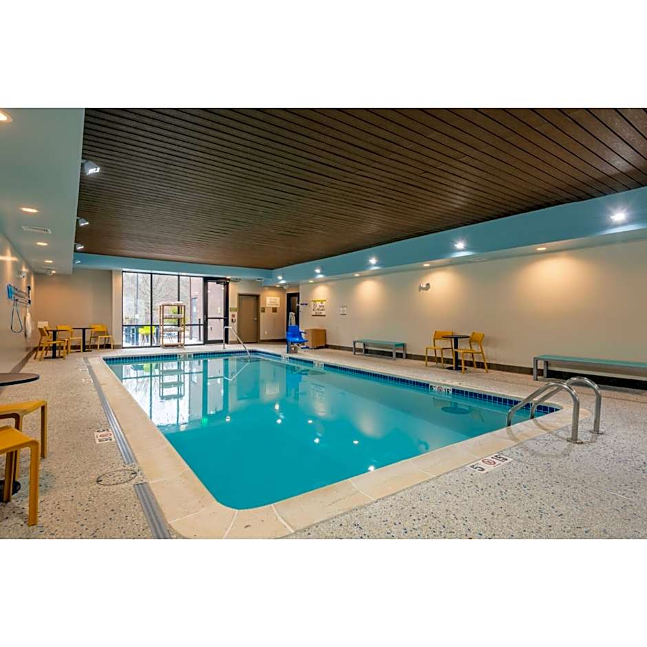Home2 Suites by Hilton Raynham Taunton