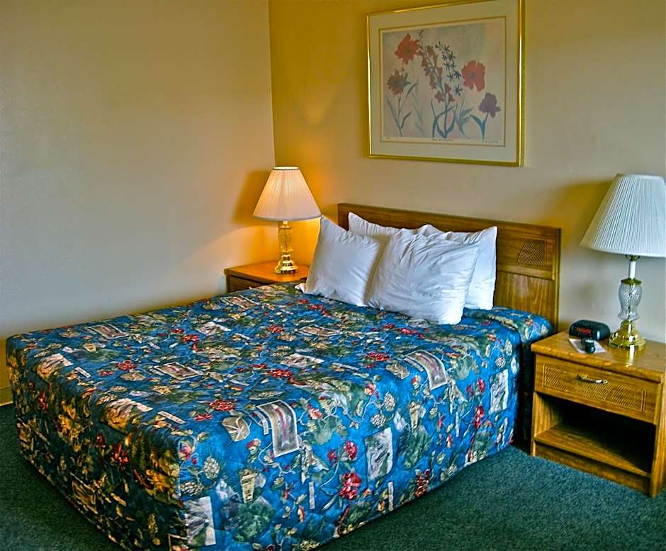 Days Inn by Wyndham Burns