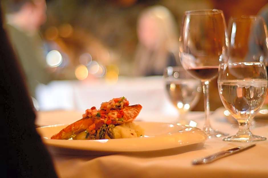 Tyax Lodge & Heliskiing