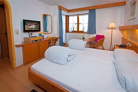 Deluxe Double Room with Castle View