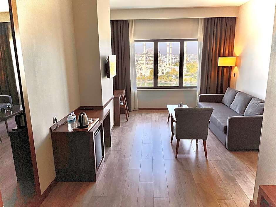 Türkmen Riverside Hotel Adana