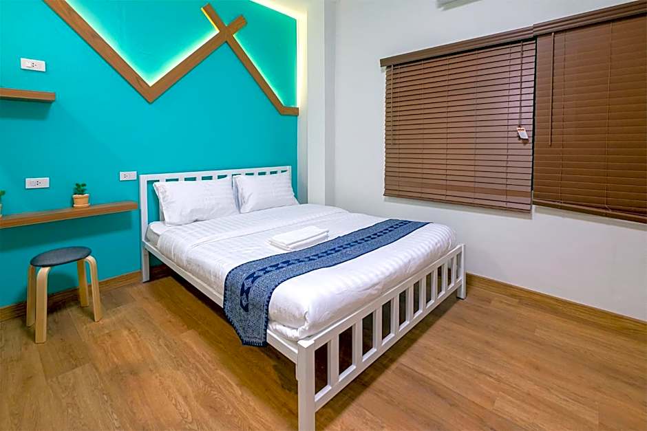 BED Friends Poshtel