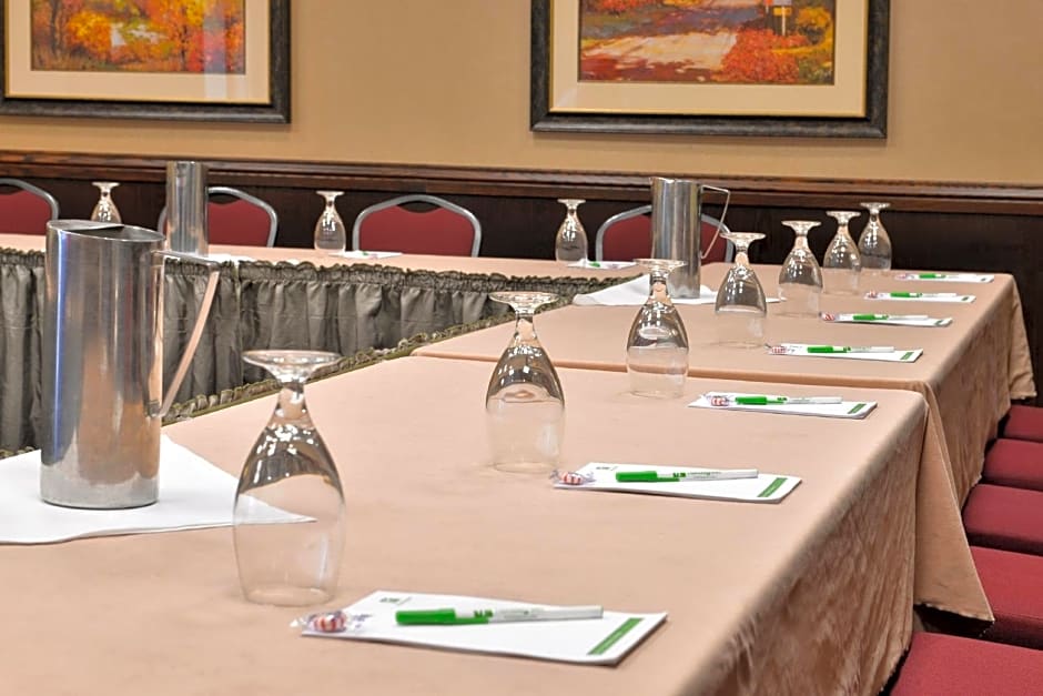 Holiday Inn Stevens Point - Convention Center, an IHG Hotel