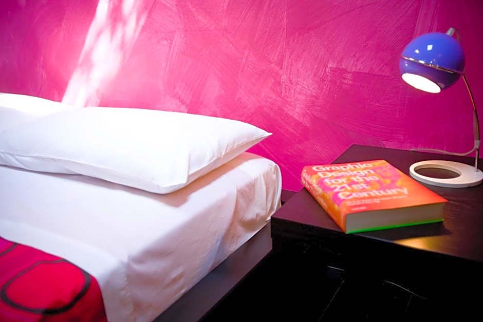 Bad - B&B And Design