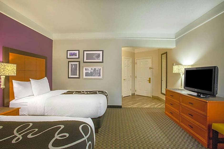 La Quinta Inn & Suites by Wyndham Westport