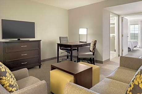 2 Room Suite-1 King Bed-Nonsmoking