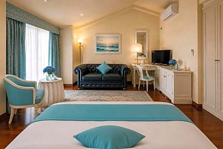 Junior Suite with Terrace
