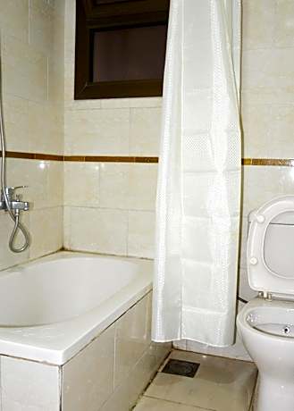 Triple Room with Private Bathroom