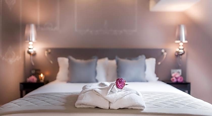 NH Paris Champs- Elysees