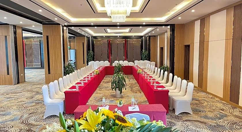 Muong Thanh Grand Ha Long Hotel