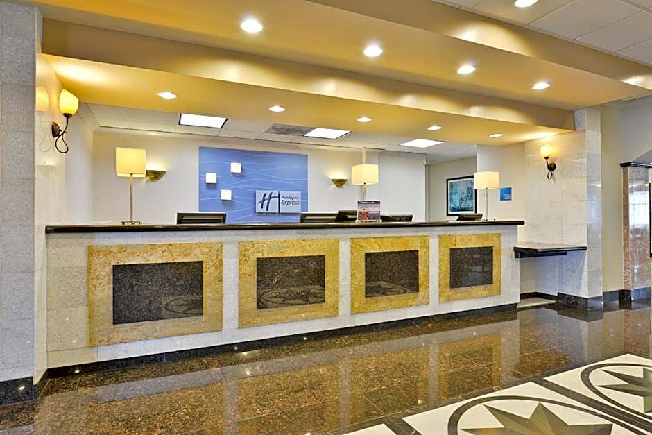 Holiday Inn Express Hotel & Suites Tacoma South - Lakewood By IHG