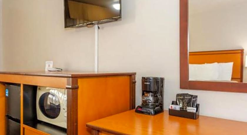 Anchor Bay Inn By OYO Reedsport