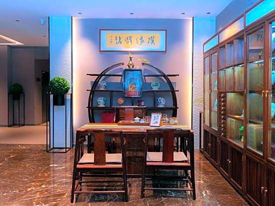 Homeinn Selected(Guangzhou Yantang subway station)