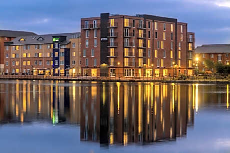 StayBridge Suites Cardiff By IHG
