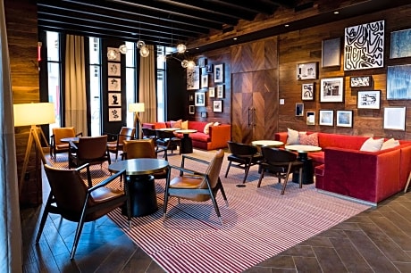 Cambria Hotel Boston Somerville