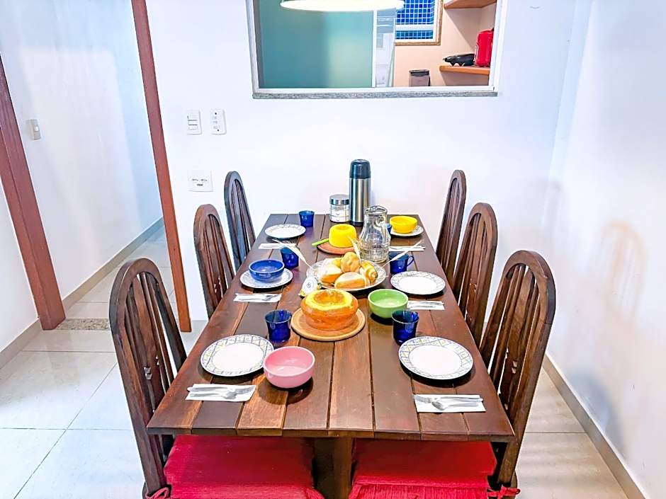 Casarão e piscina localização excelente | ROSF91