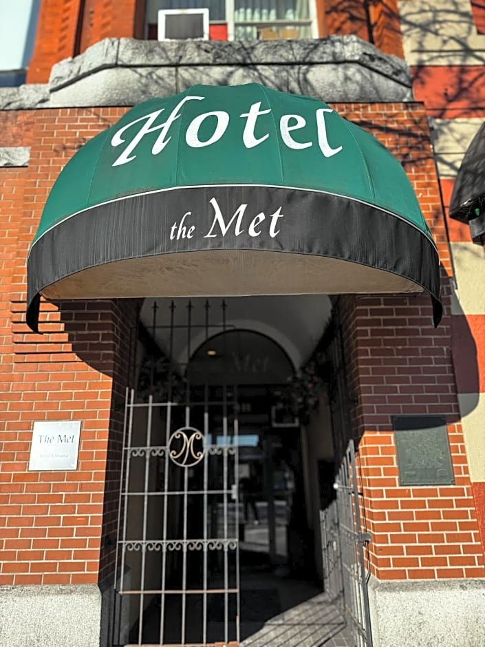 The Met Hotel