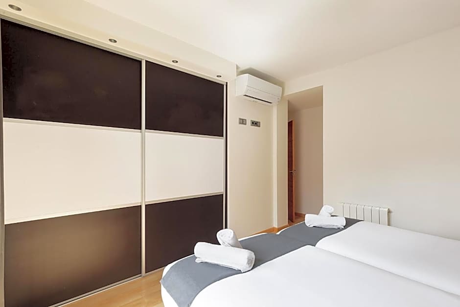 Lucas House Apartments by Sitges Group