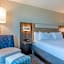 Holiday Inn Express & Suites Kansas City Airport By IHG