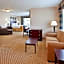 Holiday Inn Express and Suites Wichita Airport By IHG
