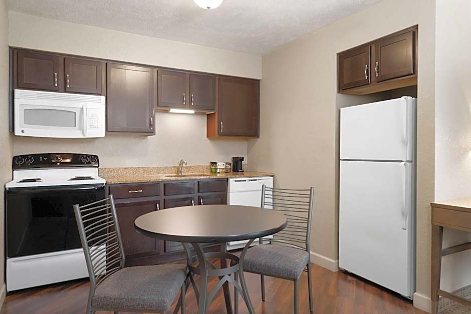 Eastland Suites Hotel & Conference Ctr, Trademark by Wyndham