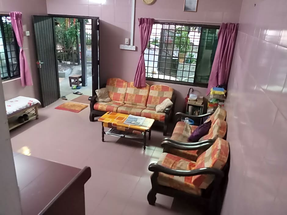 Shalini's Guest House – Penang Island, NY