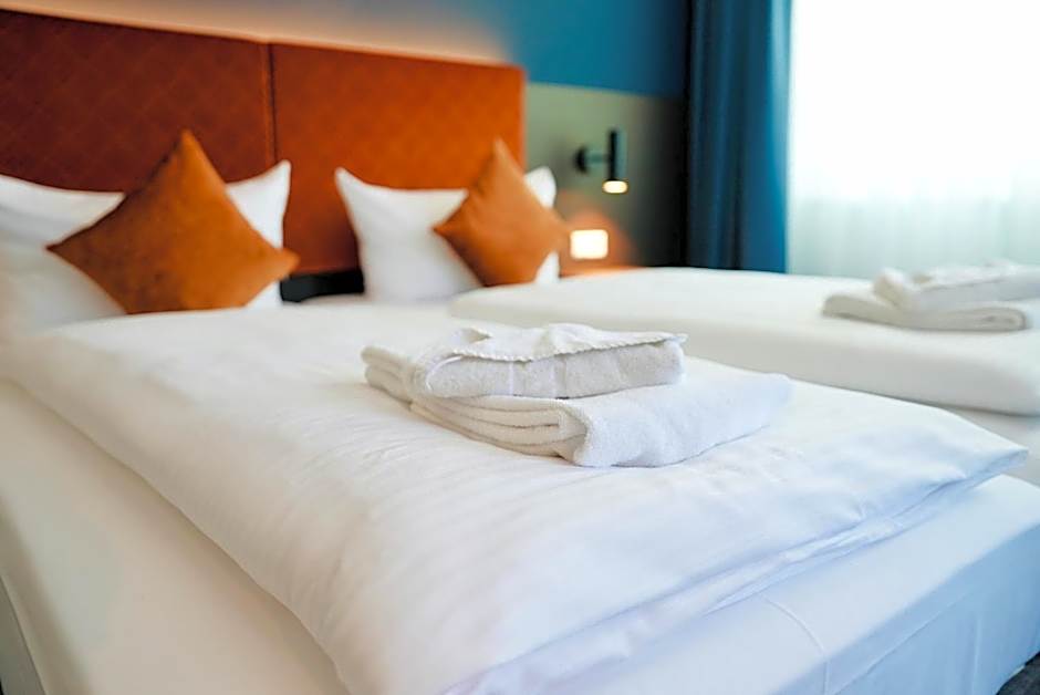 Arthotel Ambassador Wiesbaden - FREE PARKING