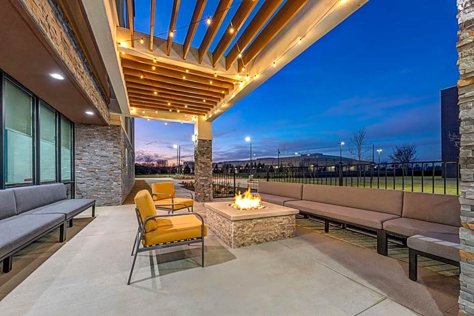 Home2 Suites by Hilton Dallas I-30 Cockrell Hill