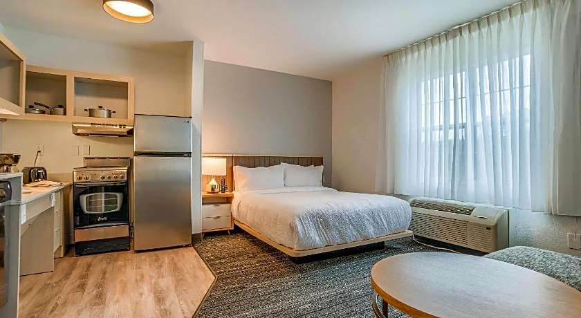 MainStay Suites