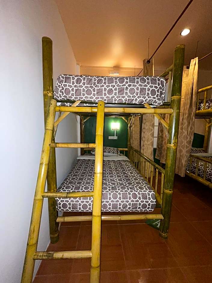 Passion Nai Harn Guesthouse