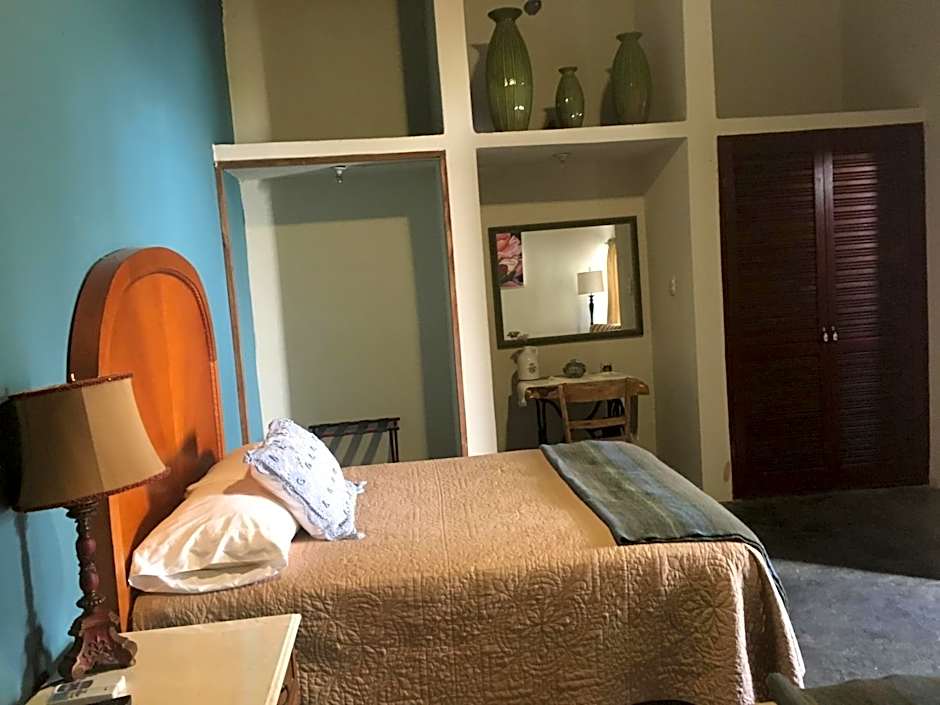 Hostal Doña Carlota Hotel