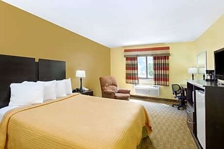 Queen Room - Non-Smoking